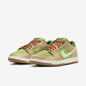 Nike SB Dunk Low. Escargot Sesame/Pear. SIZE 11.5  - FQ7585-200